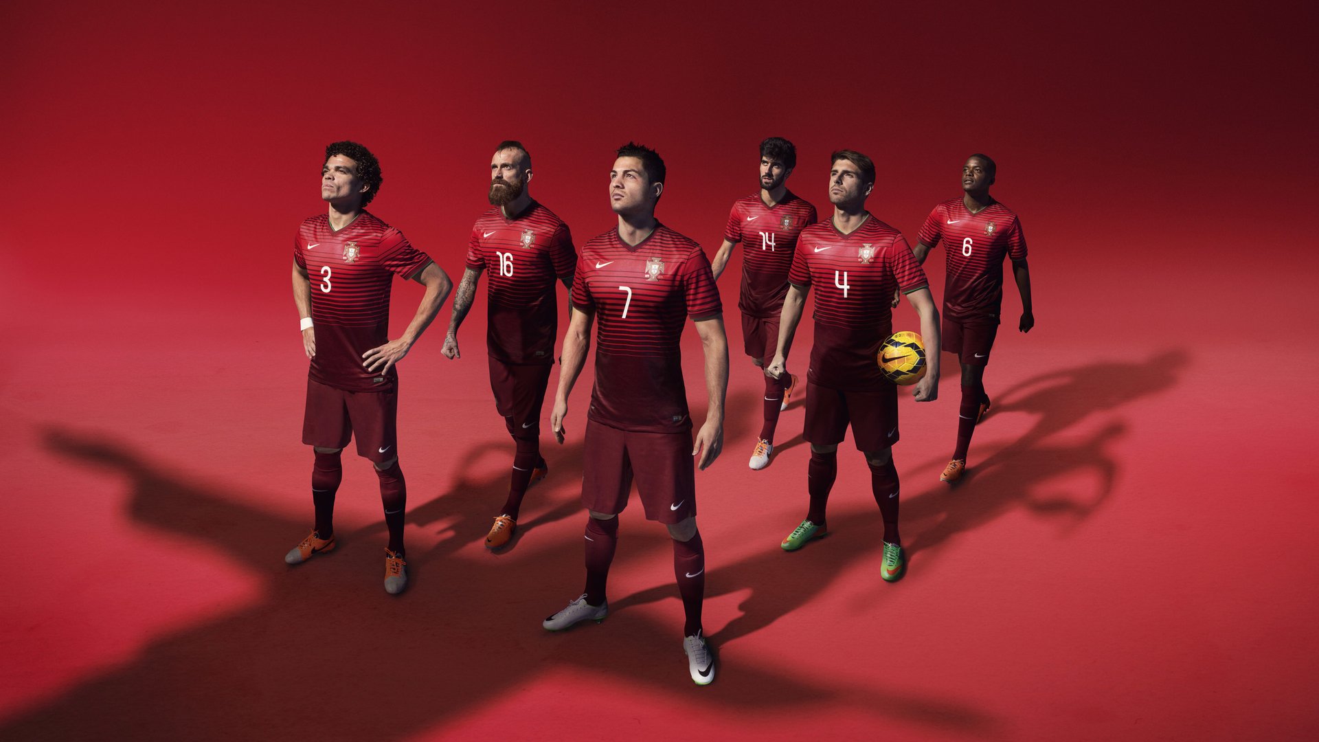 国足归化球员发挥关键作用，实力提升明显，国足归化球员规则